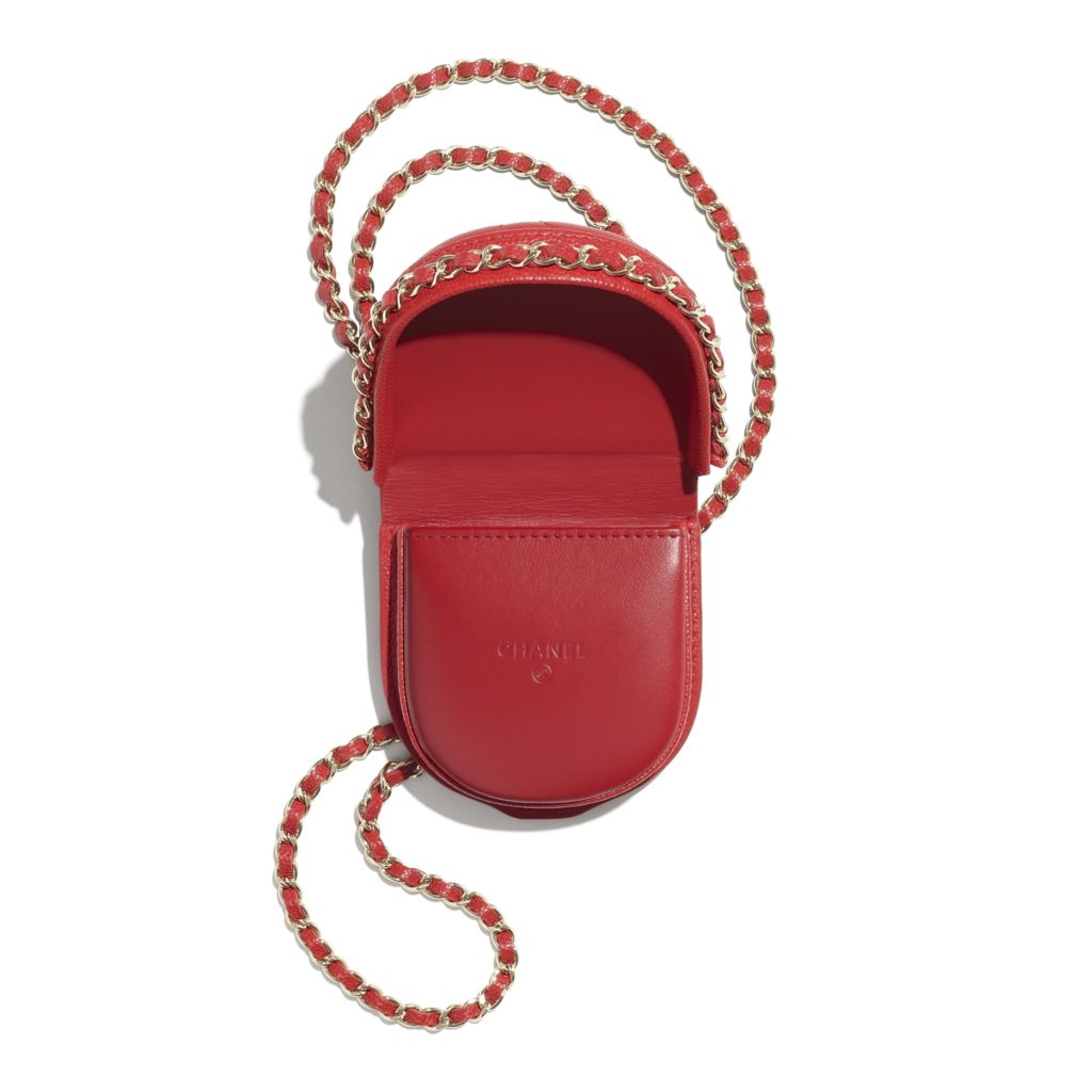 10 Best New Chanel Purses 14 10 of the Best New Chanel Purses to Shop for Fall 2021