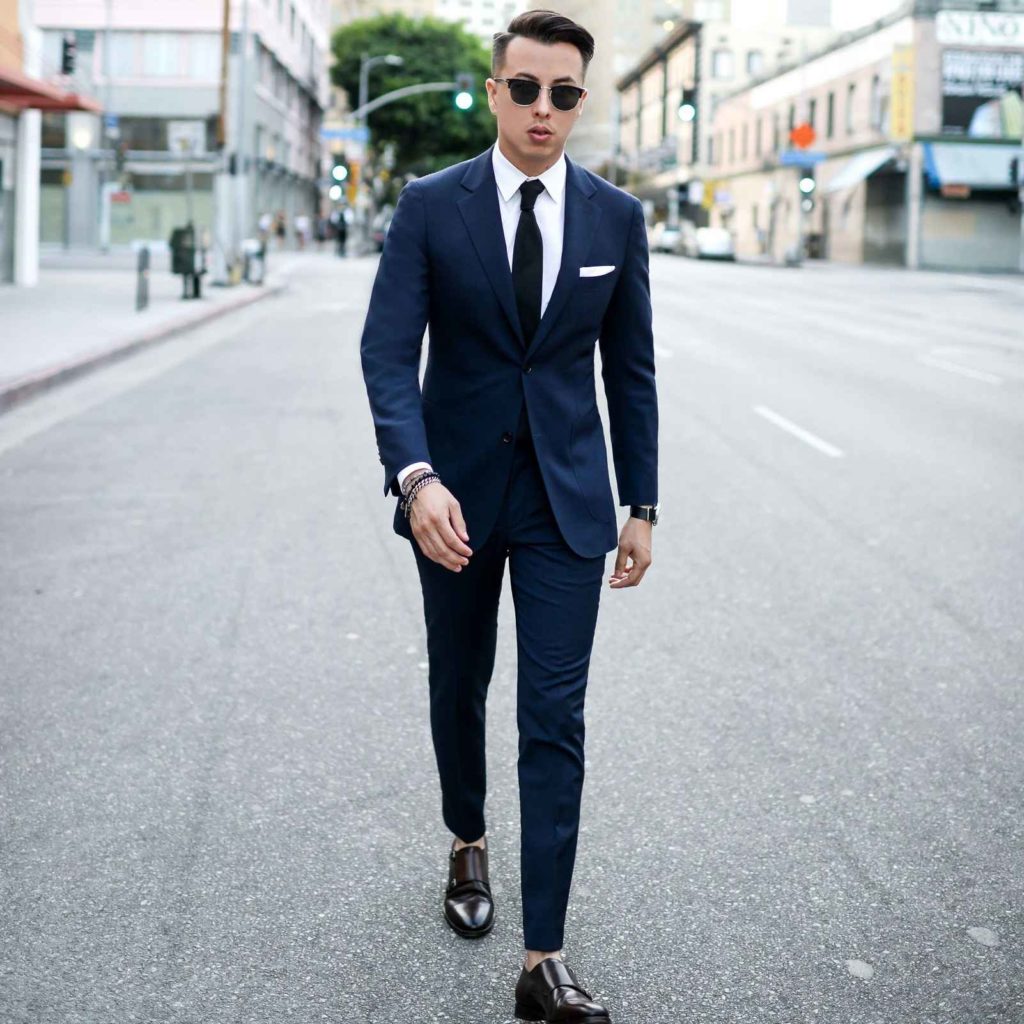 Can You Wear Black Shoes With a Navy Suit and Look Amazing?