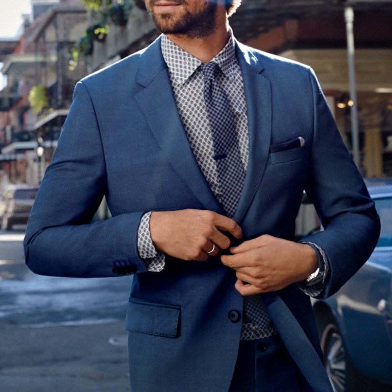 How To Wear a Blue Shirt and Brown Shoes - A Style Guide