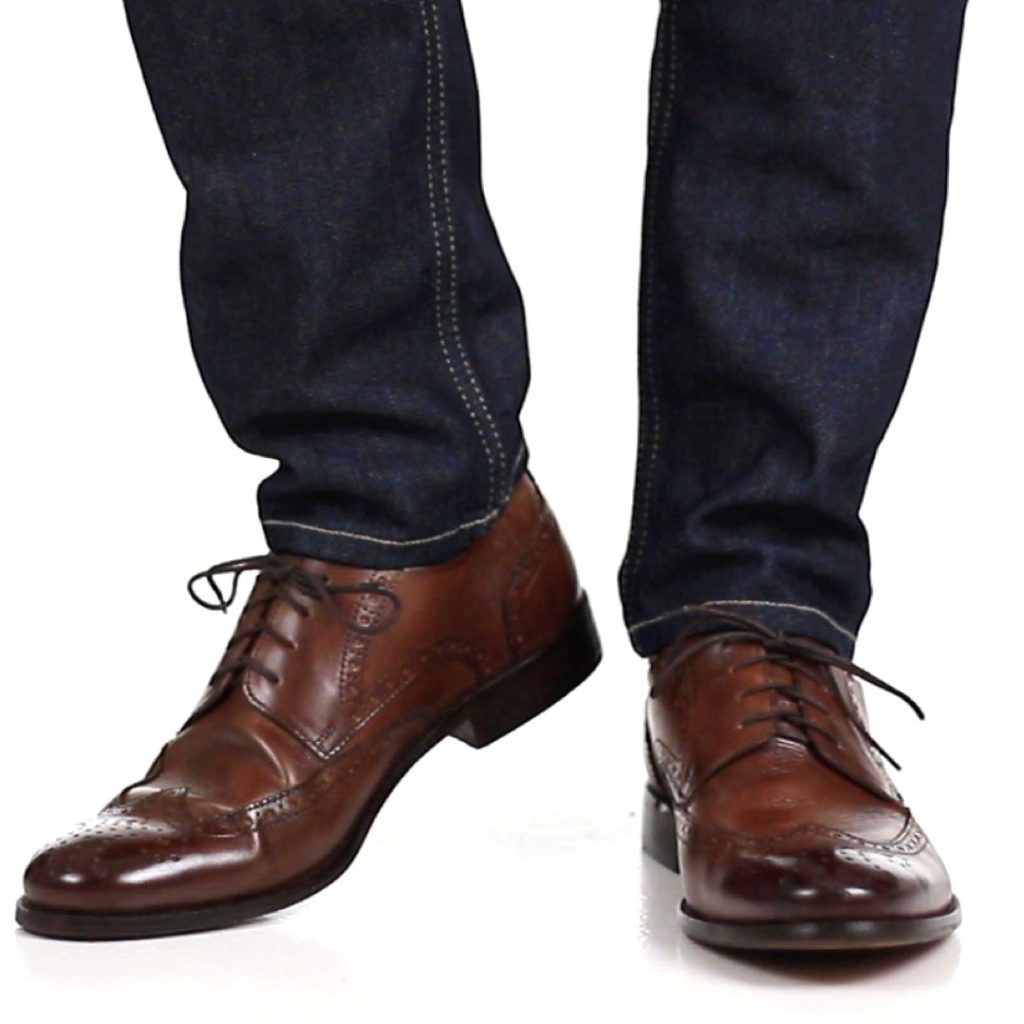 How To Wear a Blue Shirt and Brown Shoes