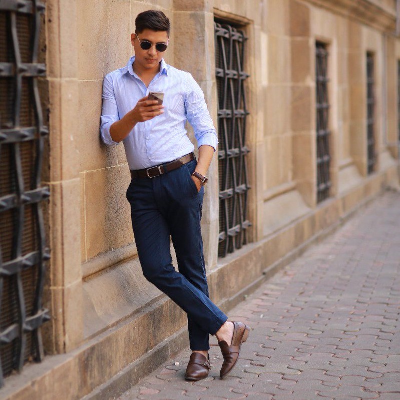 voldoende verraden Vermomd How The Best Dressed Men Wear Blue Shirts & Brown Shoes | Soxy