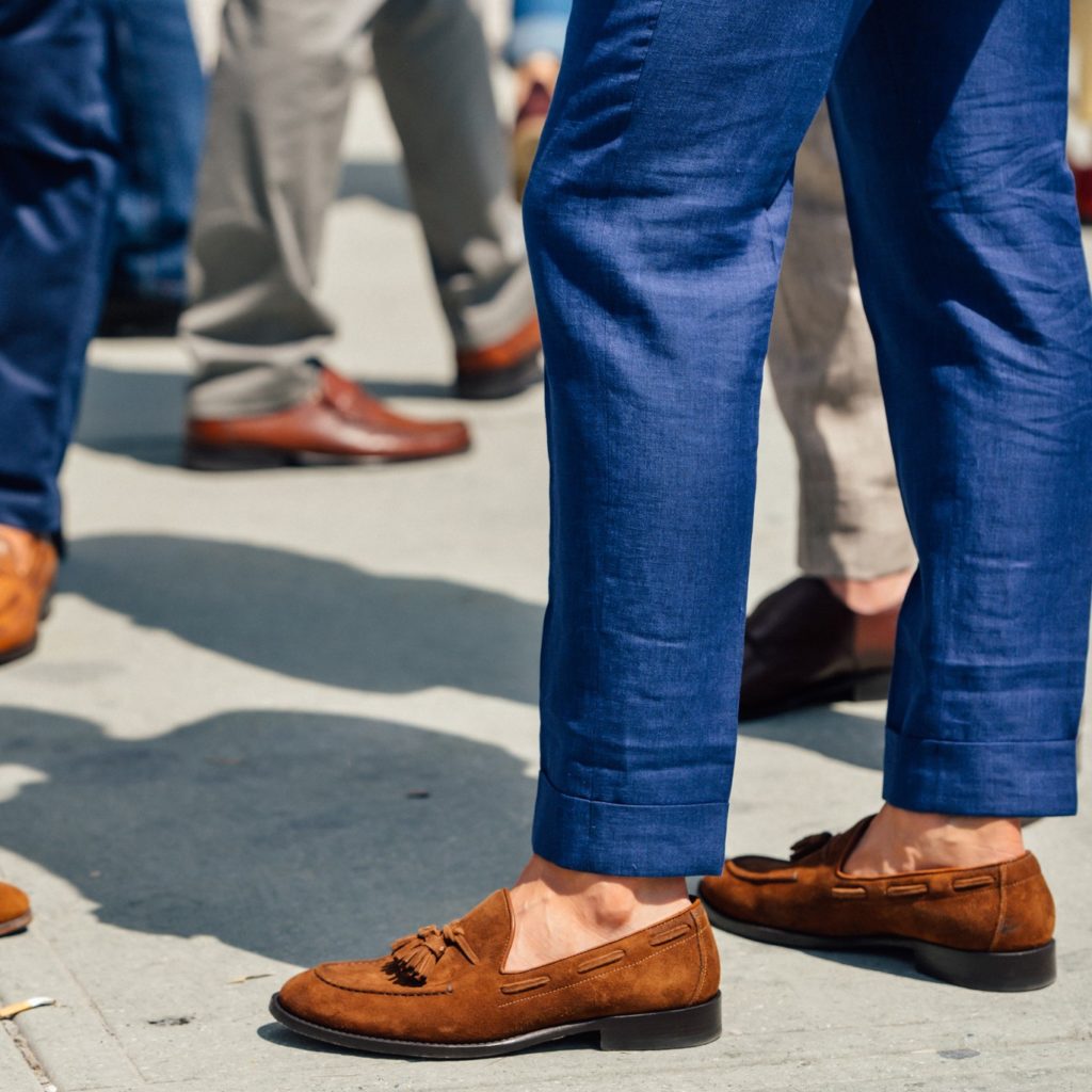 How The Best Dressed Men Wear Blue Shirts & Brown Shoes | Soxy