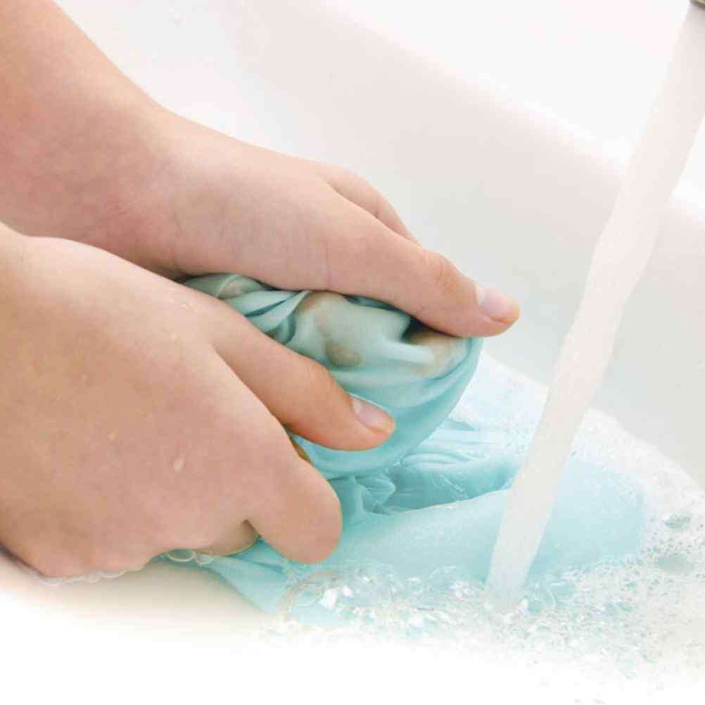 How to Wash Socks