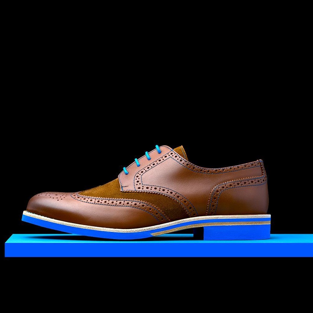 How to Wear Black Pants and Brown Shoes - A Style Guide 4 How to Wear Black Pants and Brown Shoes