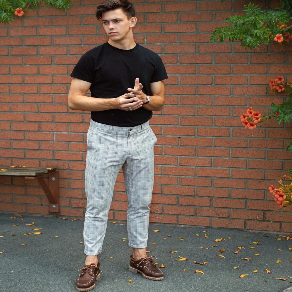 How to Wear Grey Pants with Brown Shoes