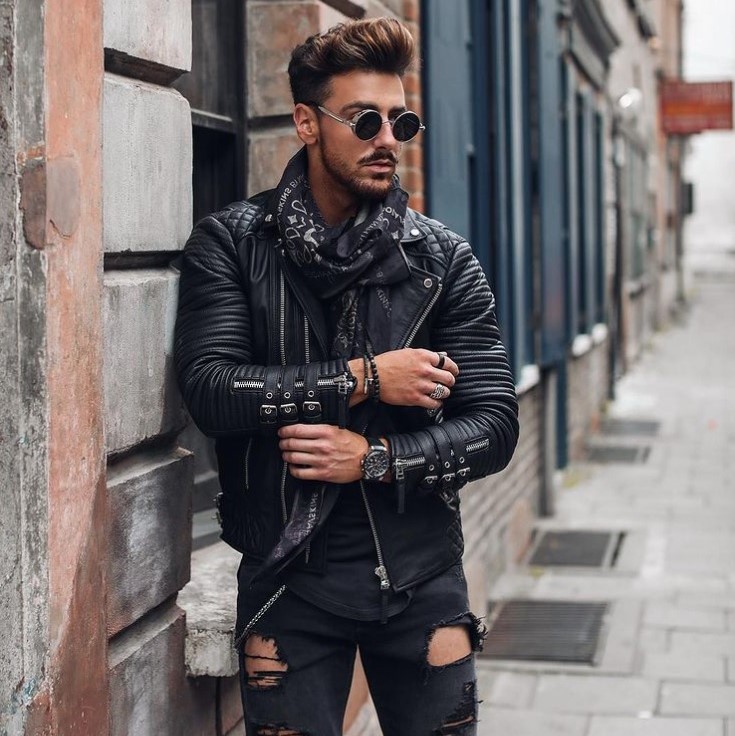 How to Wear a Black Jacket and Brown Shoes