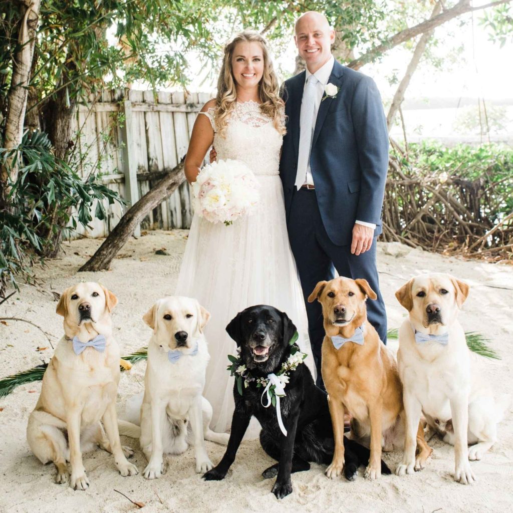 What To Wear To A Beach Wedding - A Style Guide 14 What To Wear To A Beach Wedding